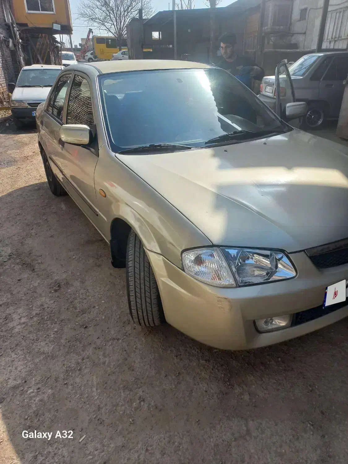 مزدا ۳۲۳|خودرو سواری و وانت|تهران, شهرک آزمایش|دیوار