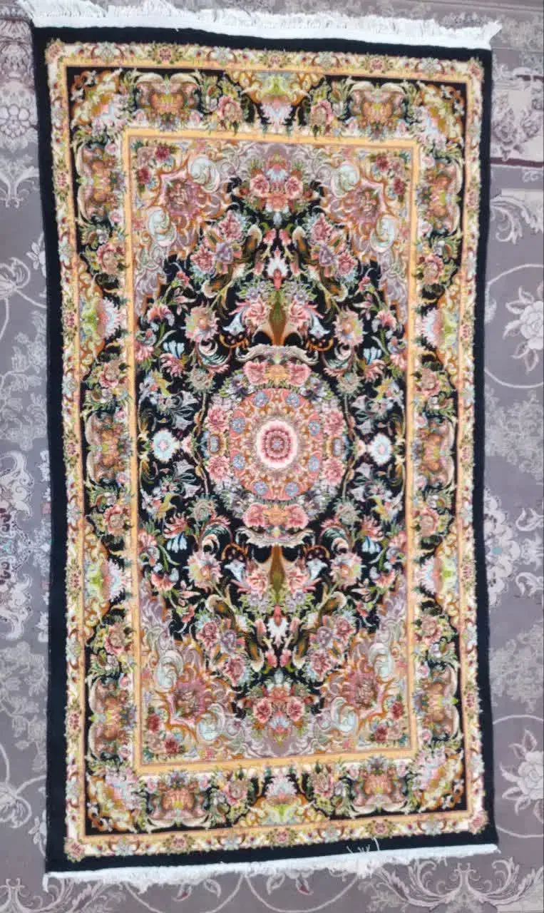 فرش دستباف سالاری|فرش|کرمانشاه, |دیوار