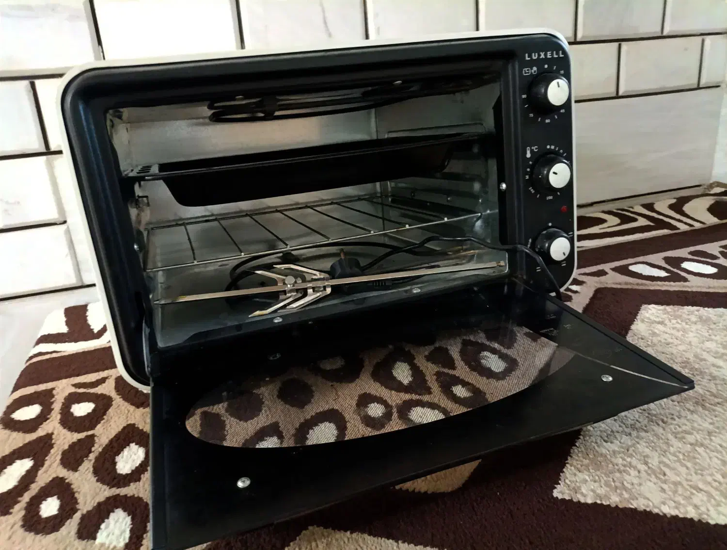 توستر luxell سالم سالم در حد|اجاق گاز و لوازم برقی پخت‌وپز|قم, انصار‌الحسین|دیوار