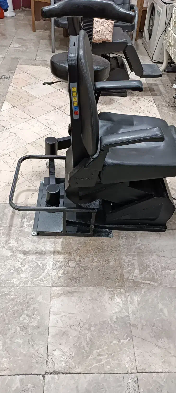 صندلی باربر|آرایشگاه و سالنهای زیبایی|تهران, پرستار|دیوار