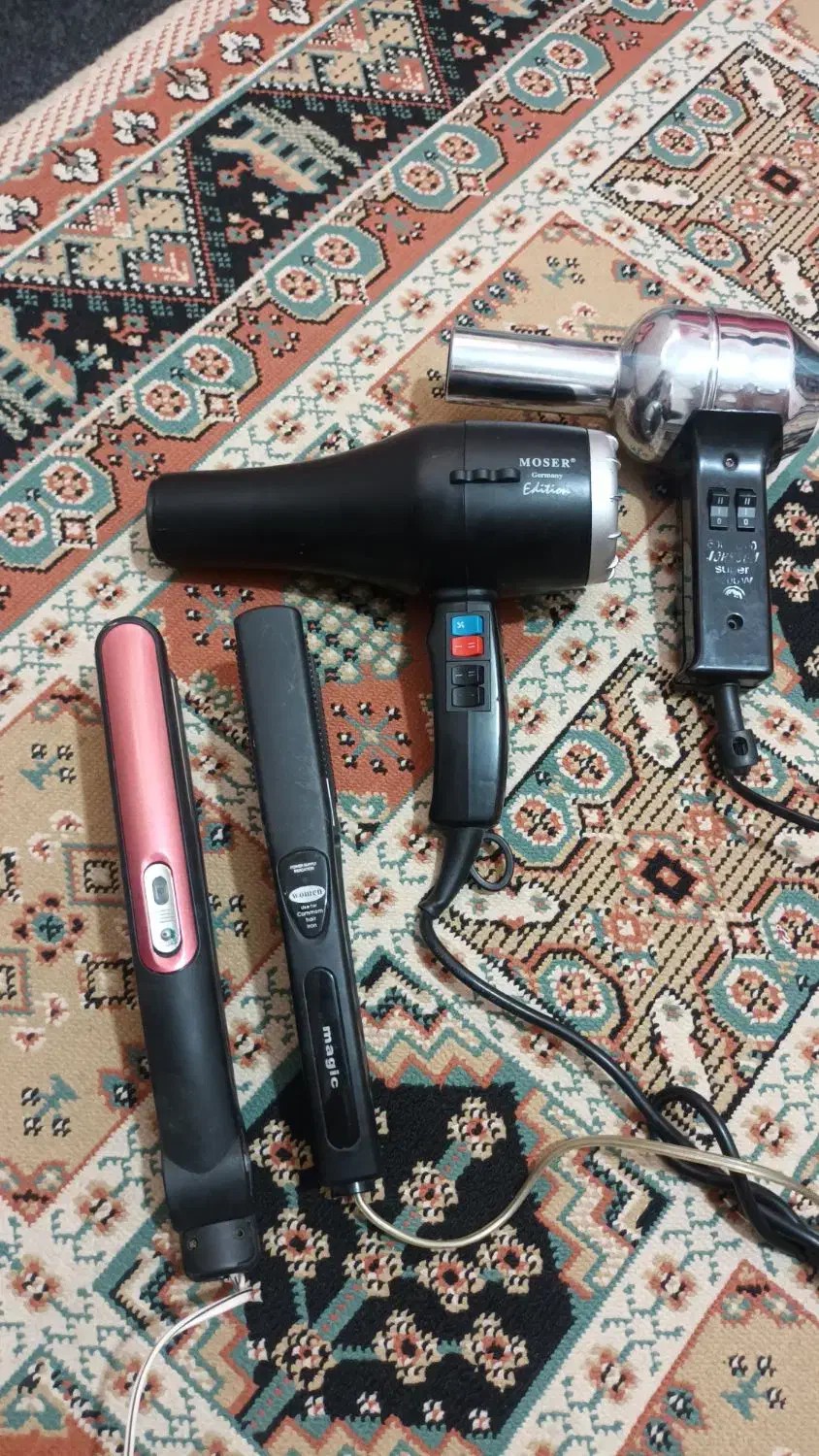 سشوار و اتو مو ، رخت آویز ، هواکش ، لوستر|آرایشی، بهداشتی، درمانی|تهران, شکوفه|دیوار