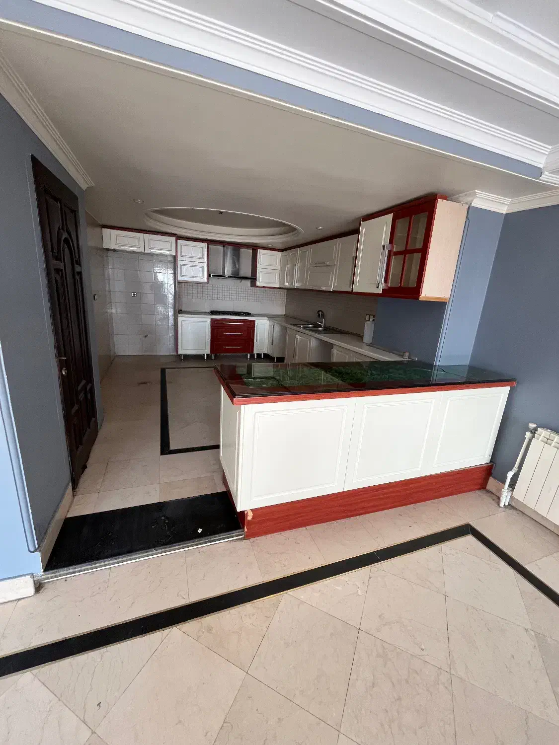 ۲۱۵متر زعفرانیه*دید تهران*خوش نقشه*تراس چیدمان