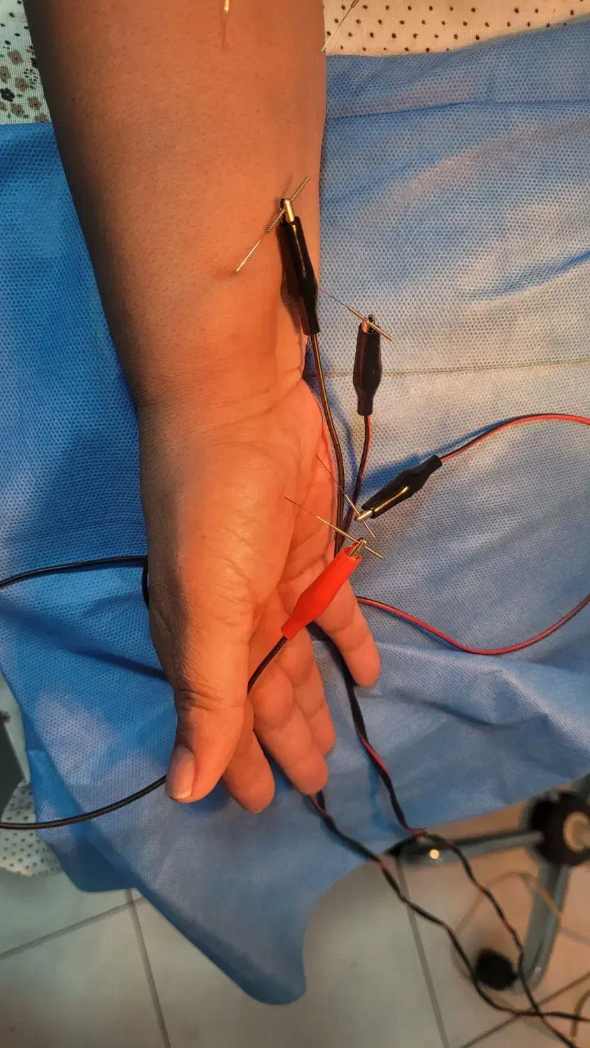 کلینیک فیزیوتراپی مهرآرا|خدمات آرایشگری و زیبایی|تهران, صادقیه|دیوار