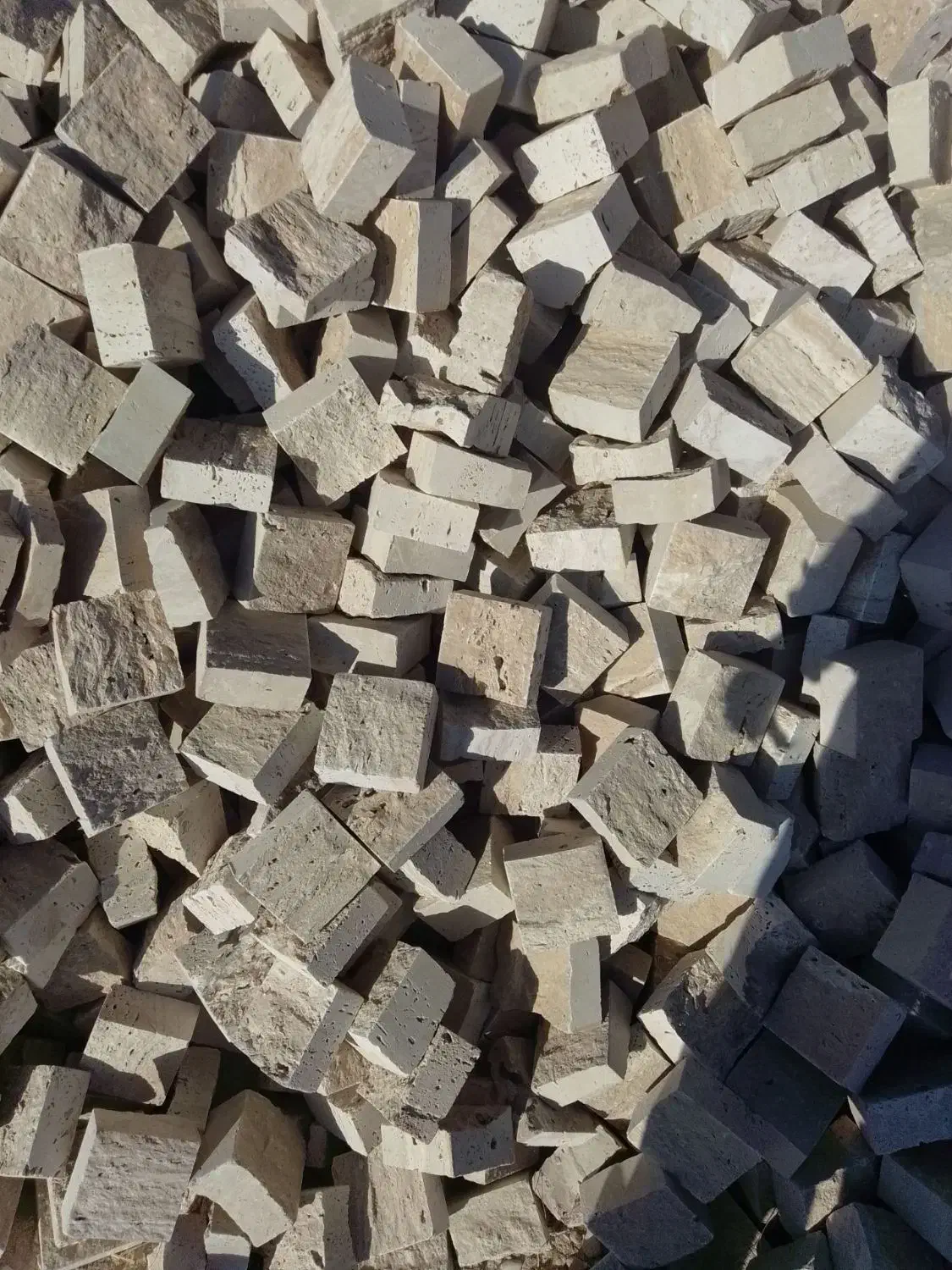 سنگکوبیک مناسب برای کف باغ ویلا و پارکینگ|مصالح و تجهیزات ساختمان|رودبار, |دیوار