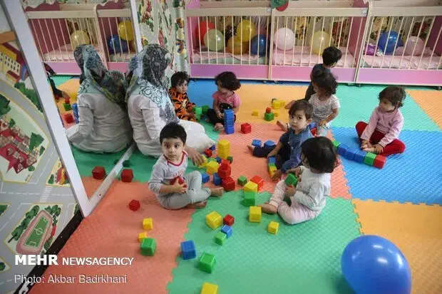 نگهداری از کودک شیرخوار نوباوه|خدمات آموزشی|قم, عمار یاسر|دیوار