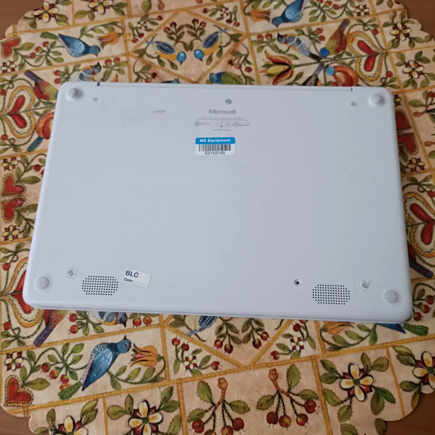 سرفیس لپتاپ surface SE|رایانه همراه|تهران, مینای شمالی (مخبر)|دیوار