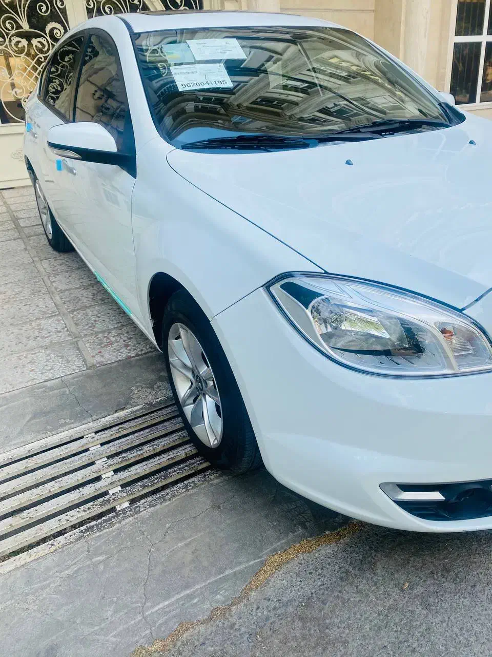 برلیانس h330 اتوماتیک مدل ۱۴۰۰ 1650cc|خودرو سواری و وانت|تهران, پاسداران|دیوار