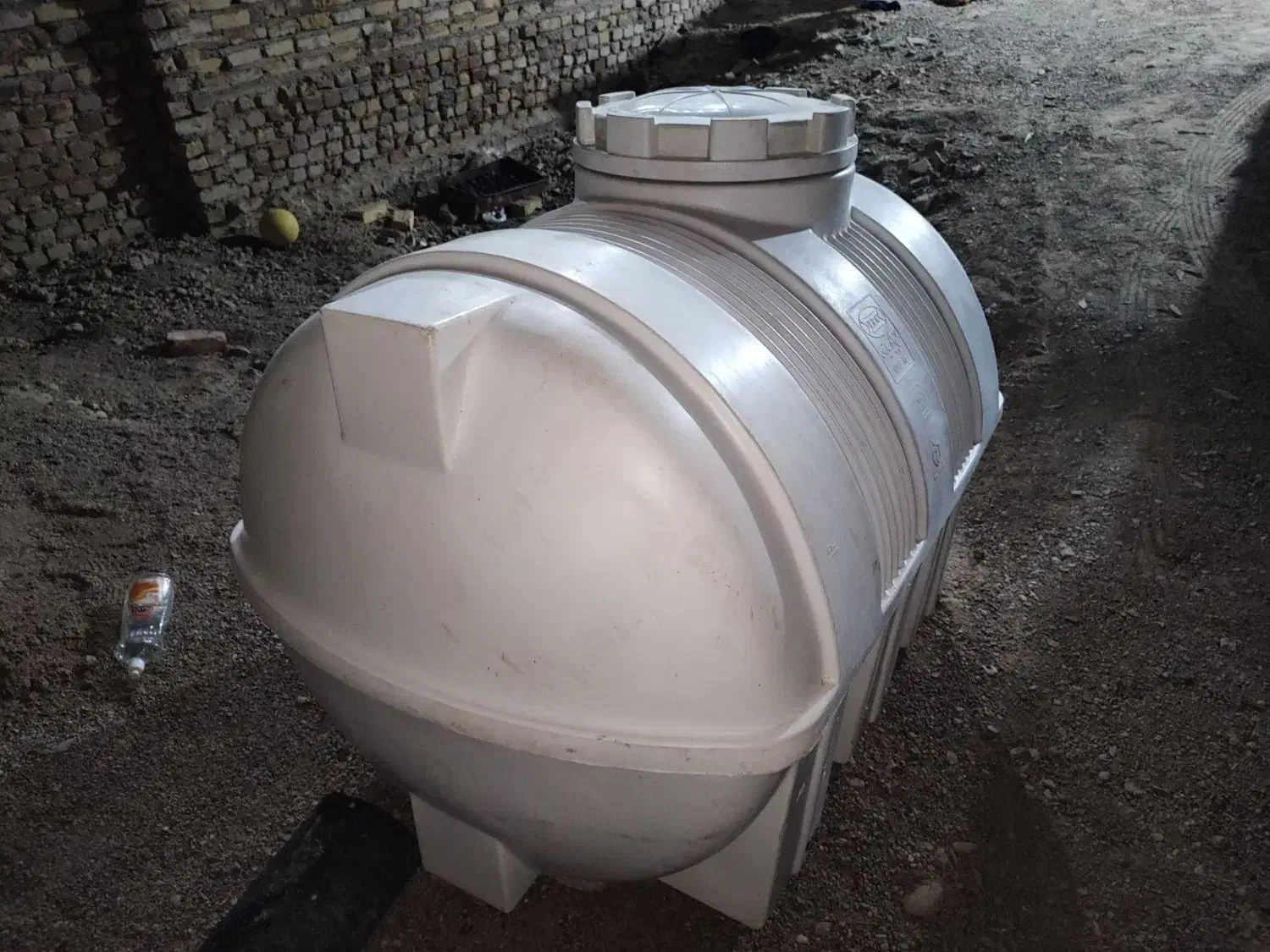 تانکر هزار لیتری طبرستان در حدخشک|مصالح و تجهیزات ساختمان|زابل, |دیوار