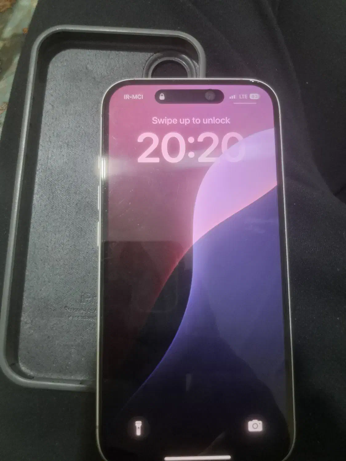 ایفون ۱۶ نرمال درحد|موبایل|تهران, فلسطین (میدان انقلاب)|دیوار