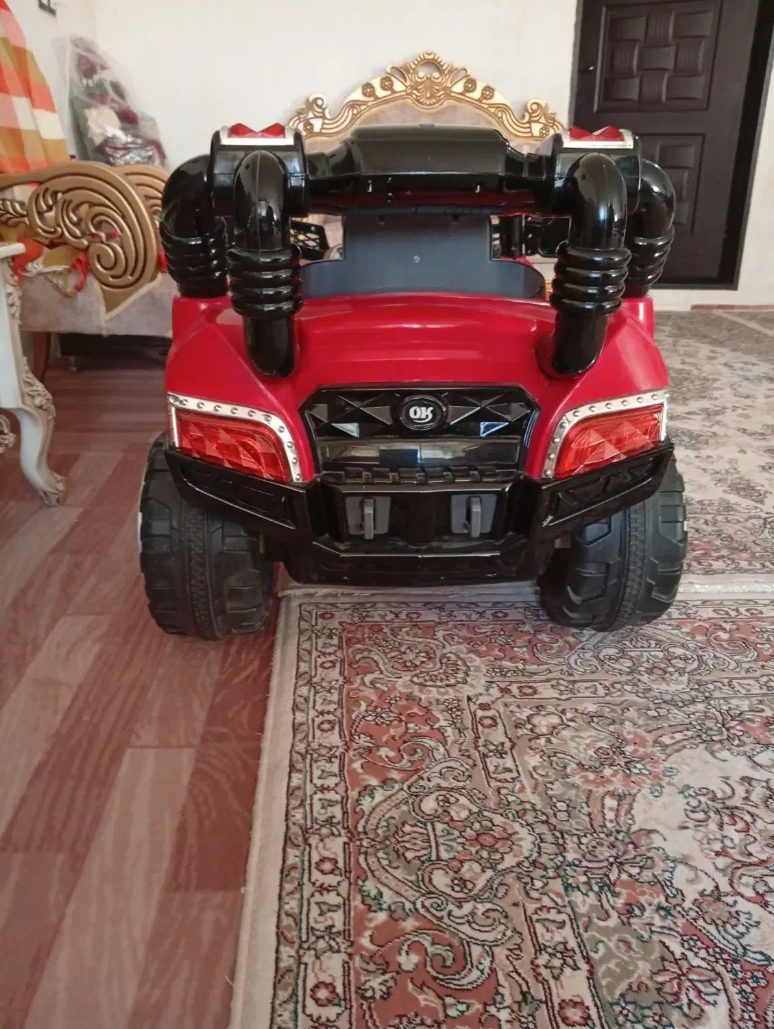 ماشین شارژی در حد نو|اسباببازی|شوط, |دیوار