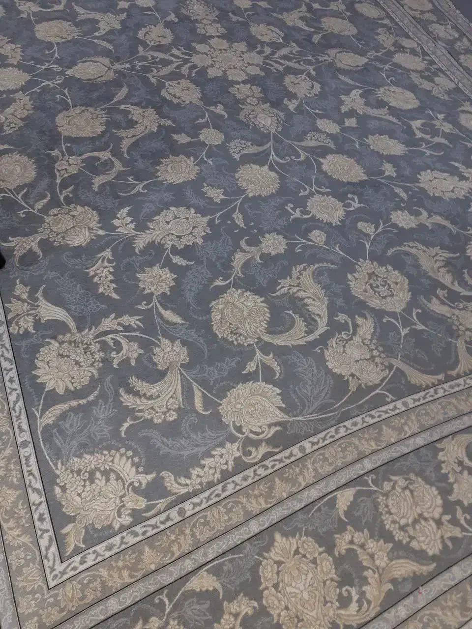 روفرشی مخمل شانل کشی|روفرشی|خرم‌آباد, |دیوار