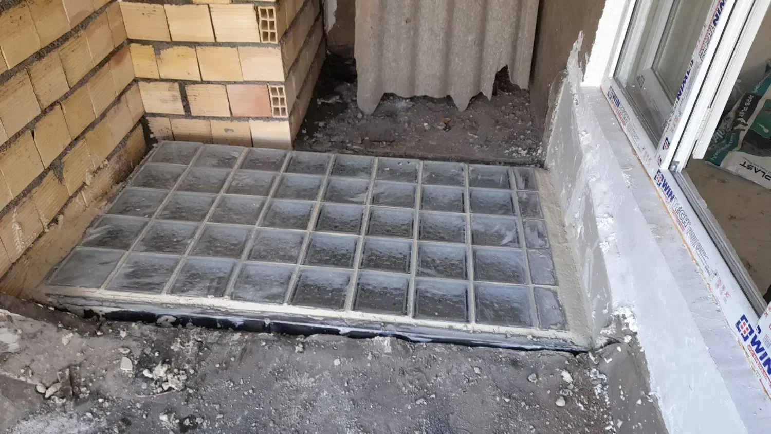 فروش واجرای بلوک شیشه ای|خدمات پیشه و مهارت|همدان, |دیوار