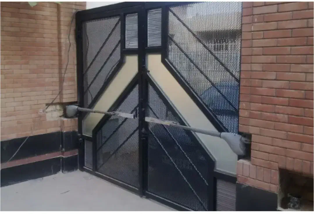 جک بازویی یا جک پارکینگی و سایبان برقی کالسکه ای|خدمات پیشه و مهارت|خرمآباد, |دیوار