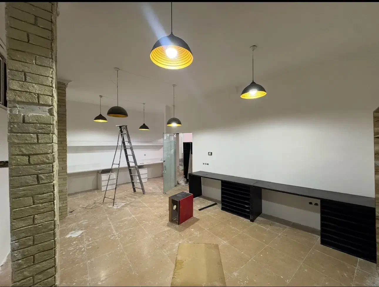 فروش واحد تجاری سعدی|فروش مغازه و غرفه|ایلام, |دیوار