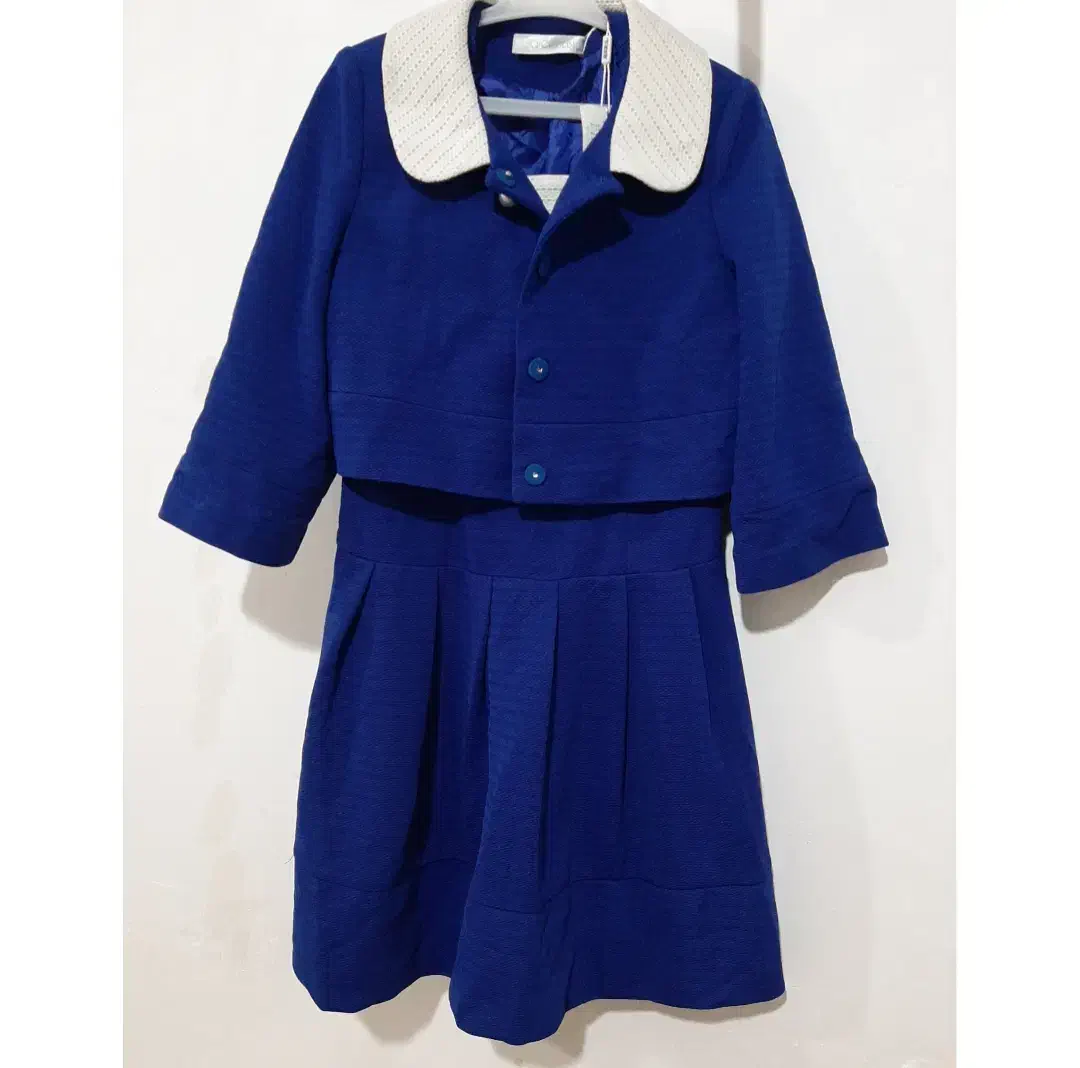 لباس مجلسی|لباس|دوگنبدان, |دیوار