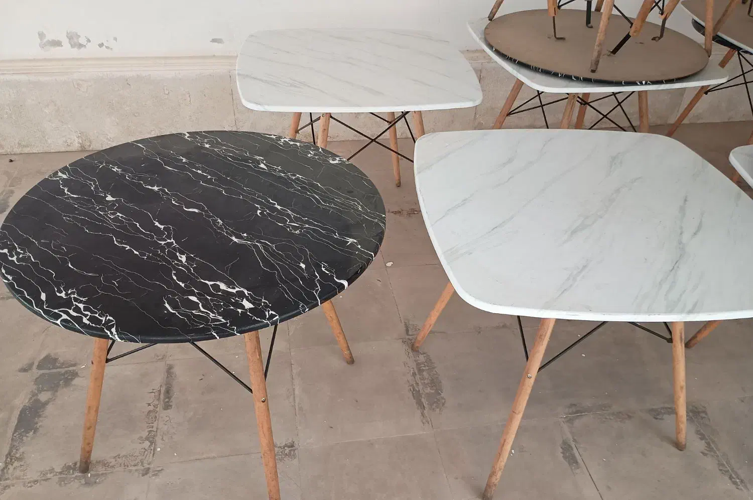 میز بدون صندلی (تک و تعداد)|میز و صندلی غذاخوری|کیش, |دیوار