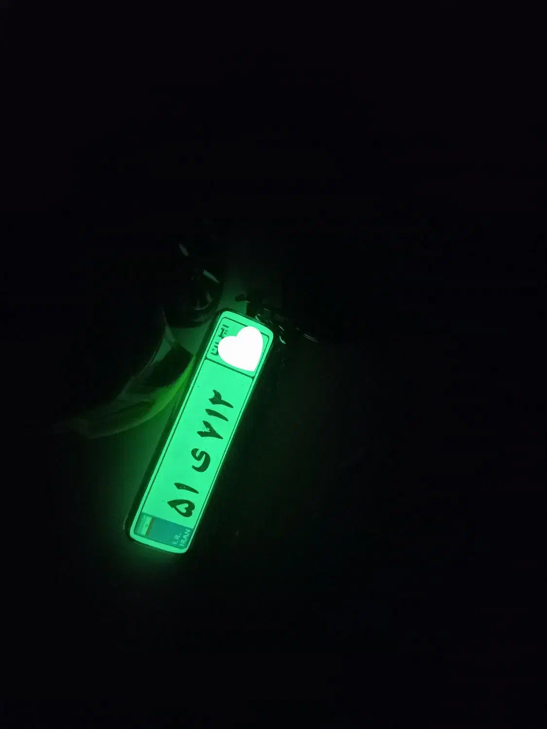 جاسوییچی رزینی|زیورآلات و اکسسوری|فولادشهر, B4|دیوار