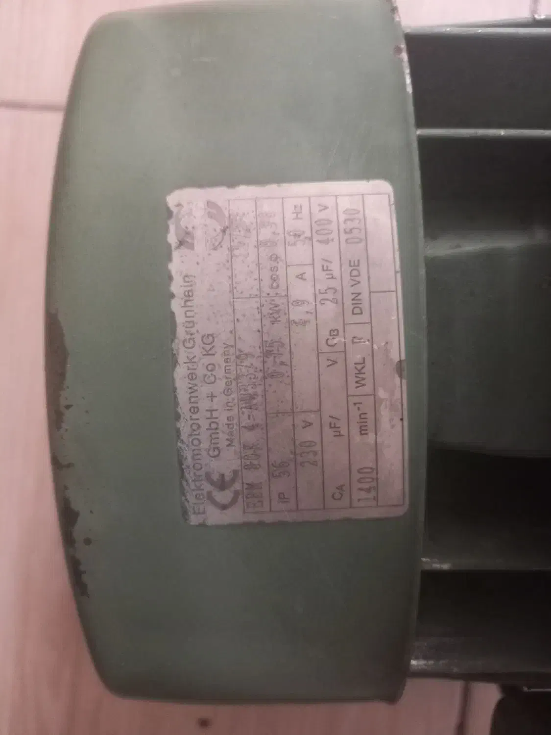 الکتروموتور یک اسب آلمانی|ماشینآلات صنعتی|ری, علایین|دیوار