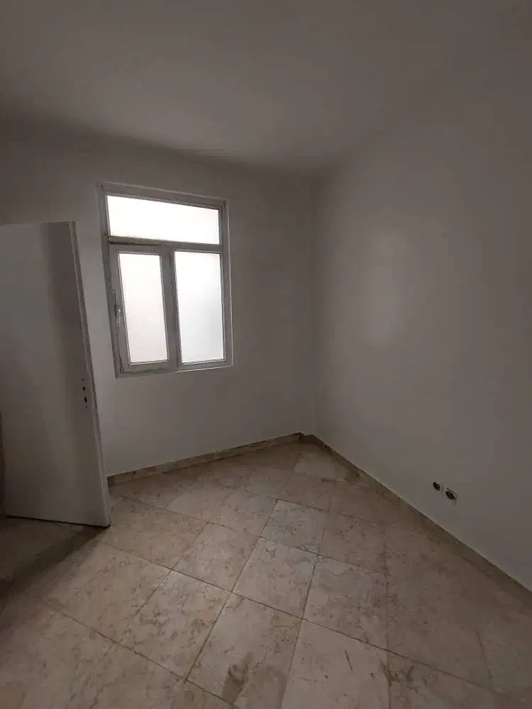 آپارتمان تک واحدی فلکه چایچی بوعلی شرقی طبقه دوم