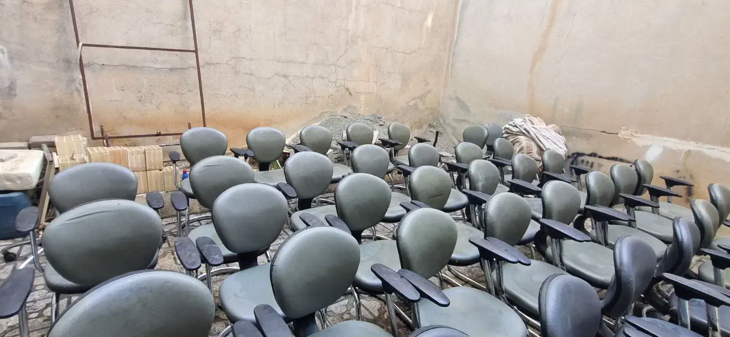 فروش تعدادی صندلی اداری|مبلمان اداری|کرمانشاه, |دیوار