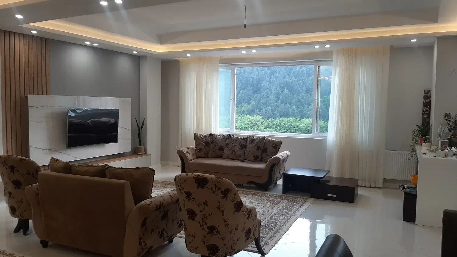 مبل|مبلمان خانگی و میز عسلی|گرگان, |دیوار