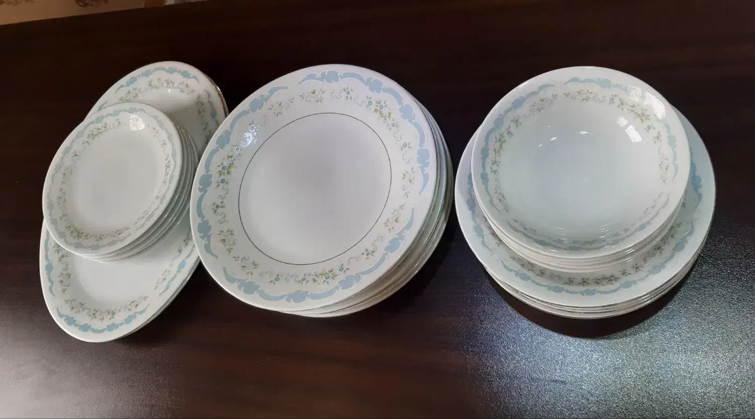 سرویس چینی ۶ نفره|ظروف سرو و پذیرایی|اسلامشهر, باغ فیض|دیوار