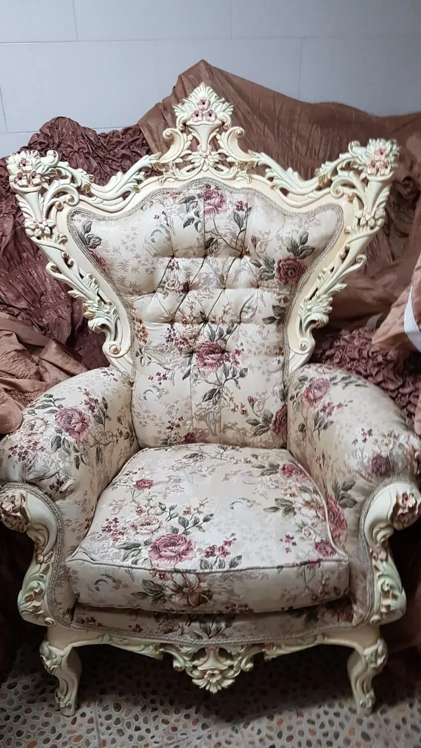 مبلمان سلطنتی|مبلمان خانگی و میز عسلی|فردوس (خراسان), |دیوار