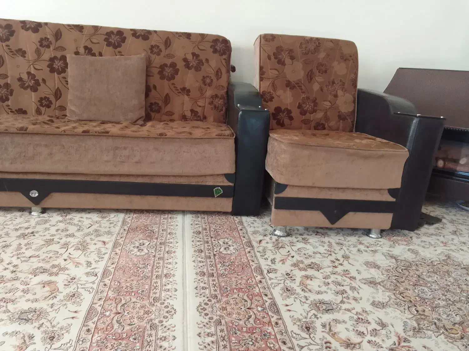 با سلام مبل سالم و تازه|مبلمان خانگی و میز عسلی|مریوان, |دیوار