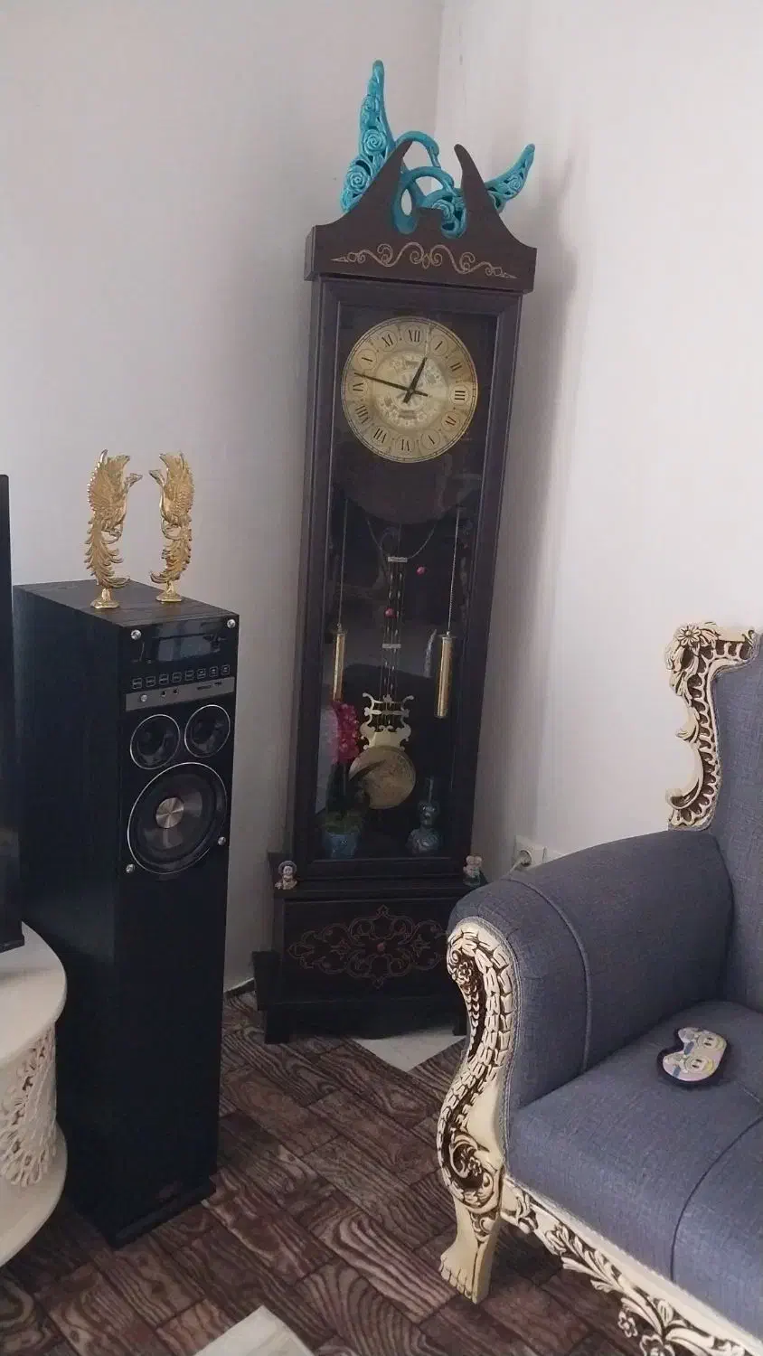 ساعت ایستاده کاملا سالم|ساعت دیواری و تزئینی|لنگرود, |دیوار