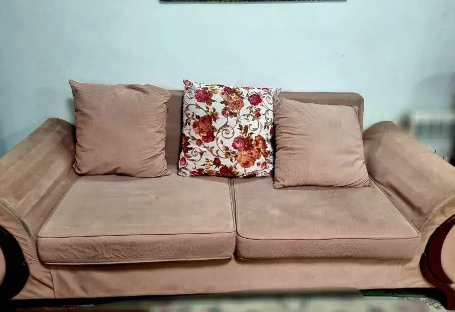 مبل راحتی ۷ نفره|مبلمان خانگی و میز عسلی|تهران, مهران|دیوار