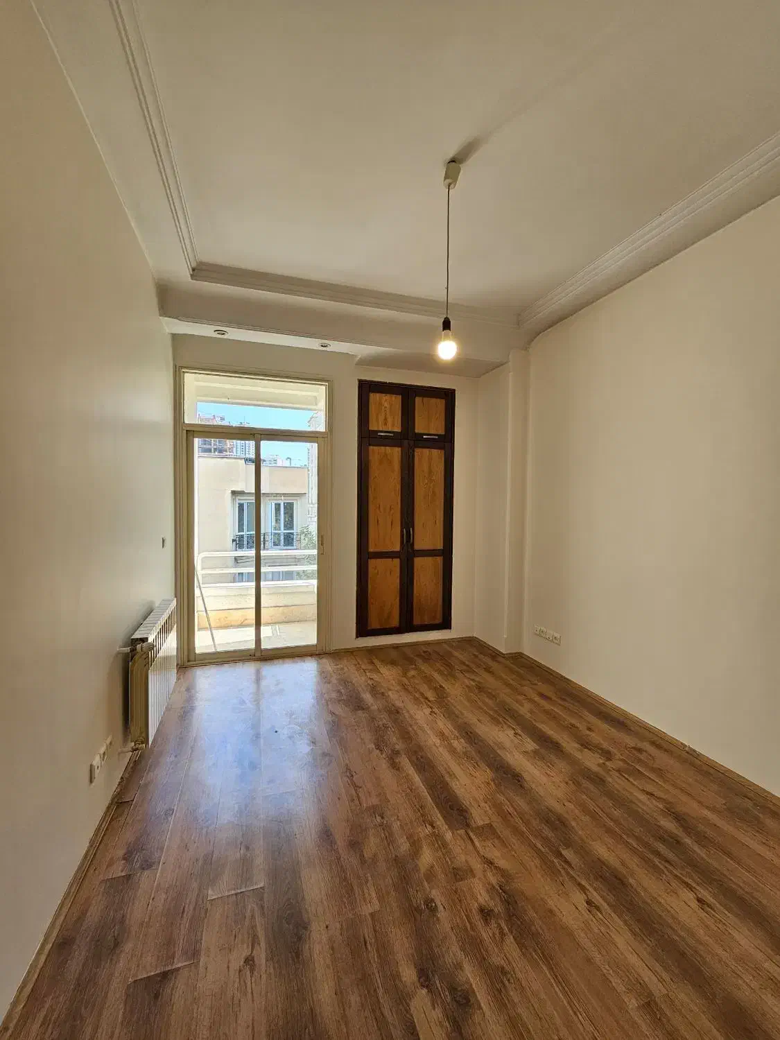 فرشته چناران ۱۵۵متر۳خواب/بازسازی شده