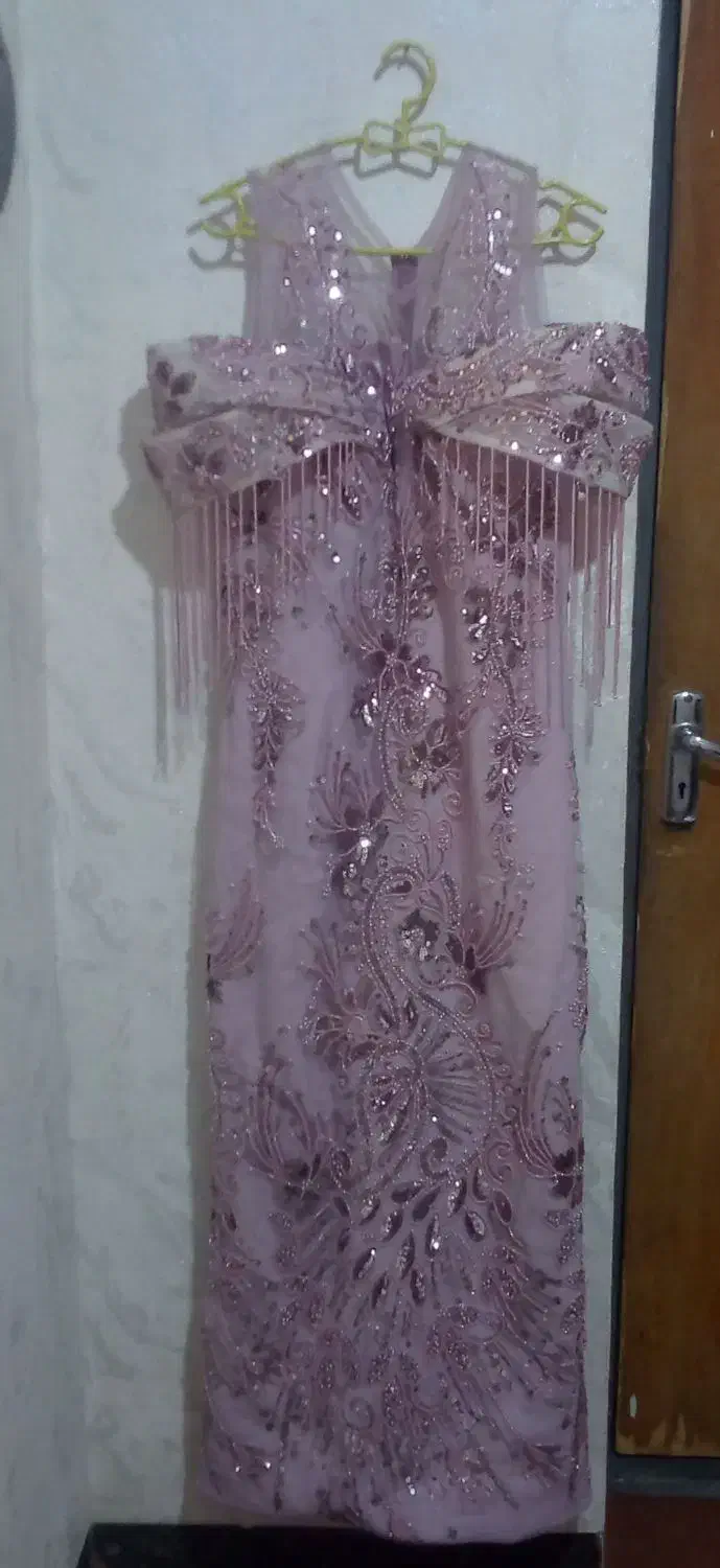 دون مجلسی|لباس|پارسآباد, |دیوار