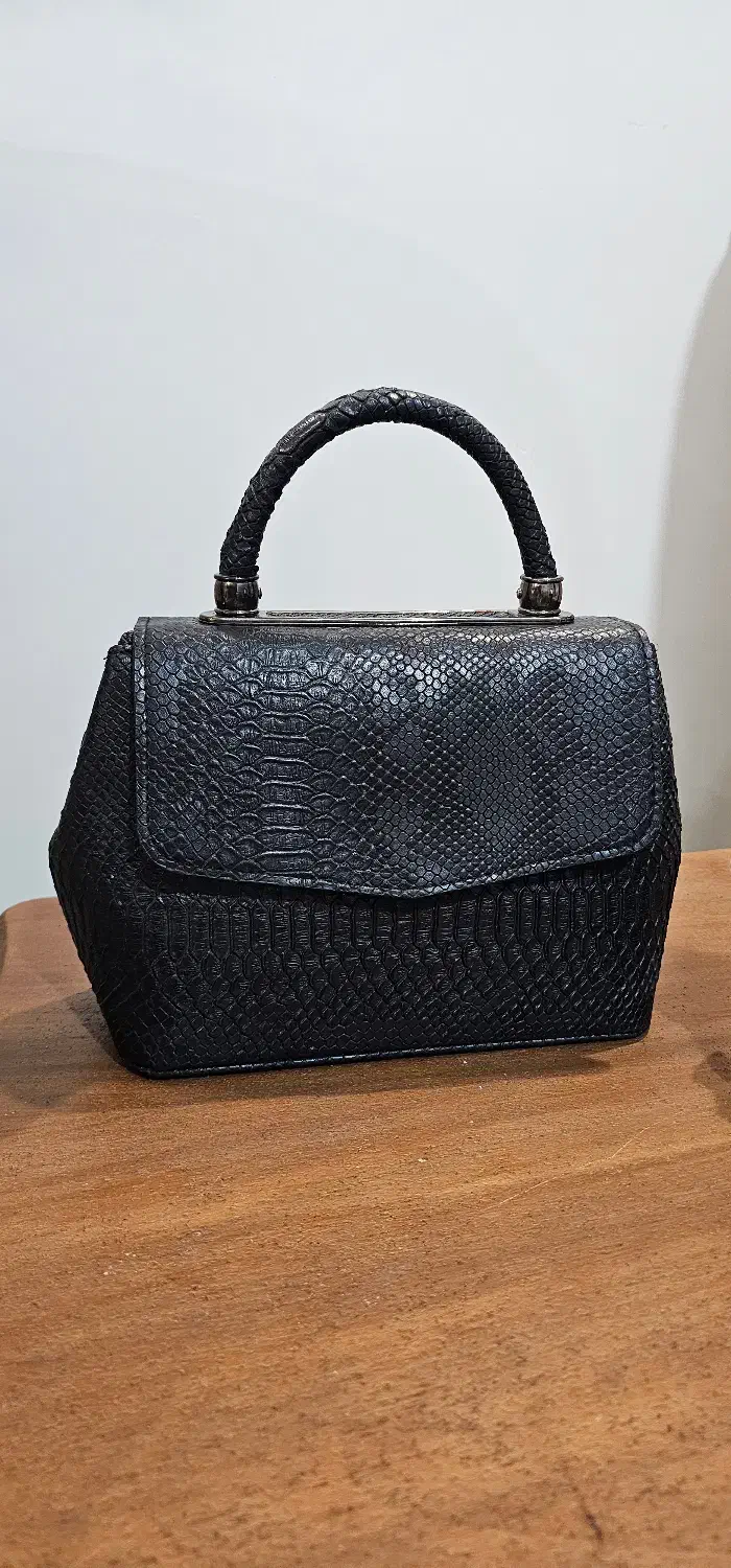 دو عدد کیف مجلسی مشکی|کیف، کفش، کمربند|کرج, کوی مدرس|دیوار