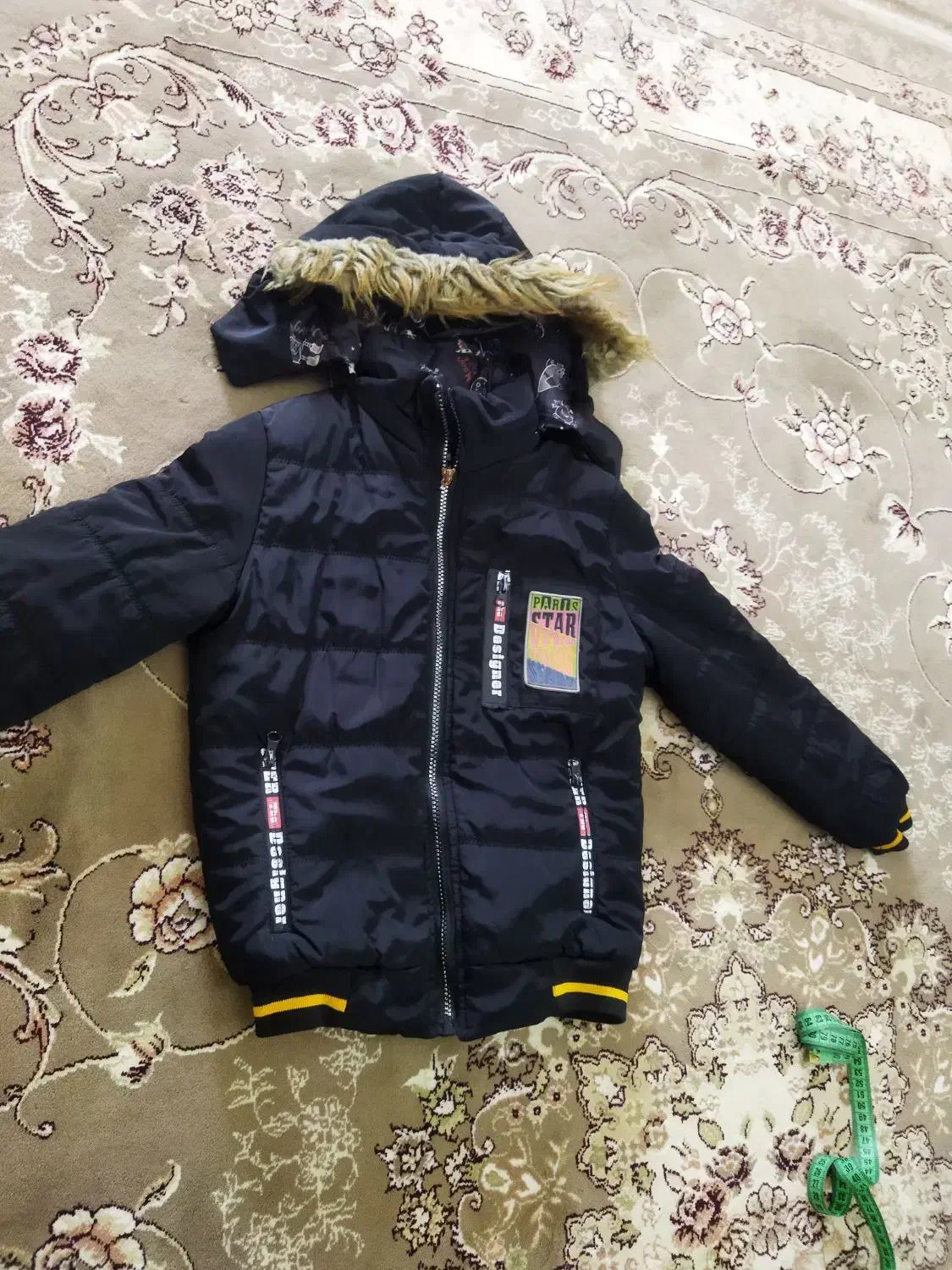 کاپشن پسرانه 6تا9 سال خیلی تمیز فقط ۳۰۰|کفش و لباس بچه|هشتگرد, شهرک بعثت|دیوار