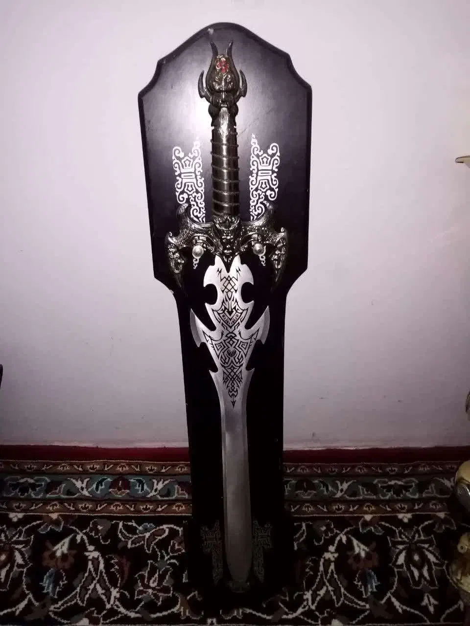 تابلو شمشیر و تبر عتیقه|کلکسیون اشیاء عتیقه|مشهد, ولیعصر (شهرک غرب)|دیوار