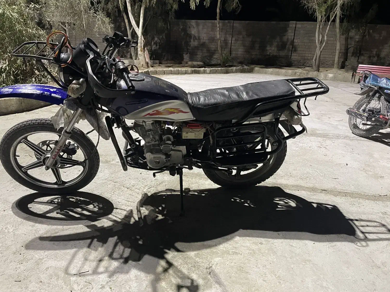 احسان شکاری|موتورسیکلت|سراوان, |دیوار