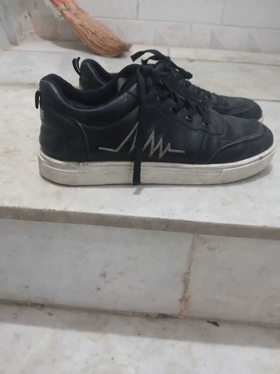 کفش و صندل|کیف، کفش، کمربند|تایباد, |دیوار