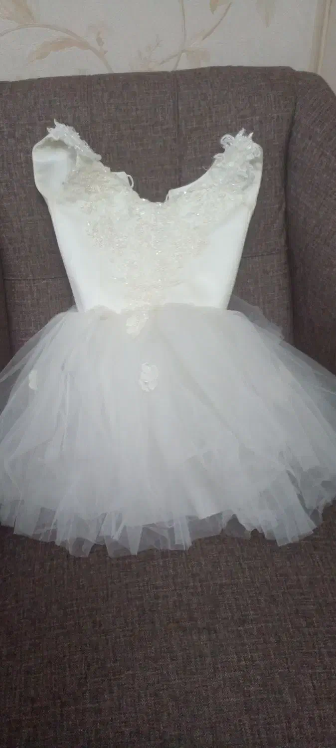 لباس عروس دخترونه تمیز ونو بادامن تور بالاتنه|کفش و لباس بچه|تهران, باغ خزانه|دیوار