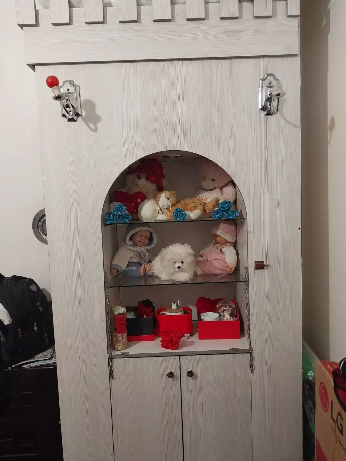 کمد|جاکفشی، کمد، دراور|ایواوغلی, |دیوار