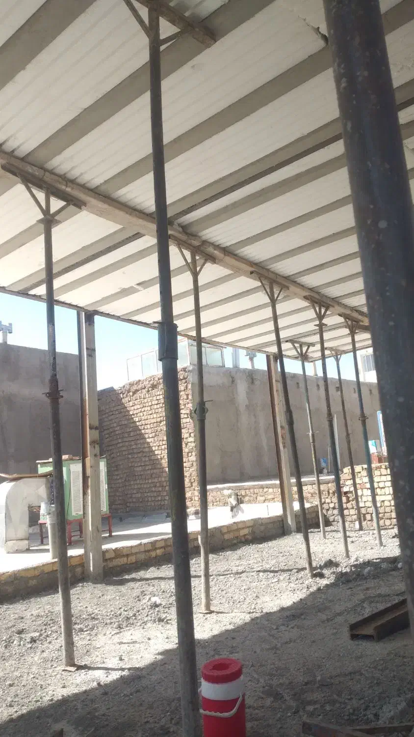 اجاره جک وقالب  و تخته و بشکه وفرقون و بالابر|مصالح و تجهیزات ساختمان|ساوه, |دیوار