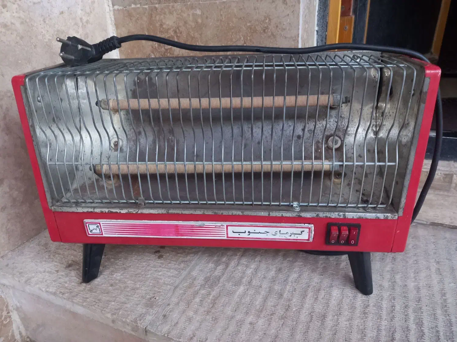 ۲عدد گرمازای برقی|بخاری، هیتر، شومینه|گوآور, |دیوار