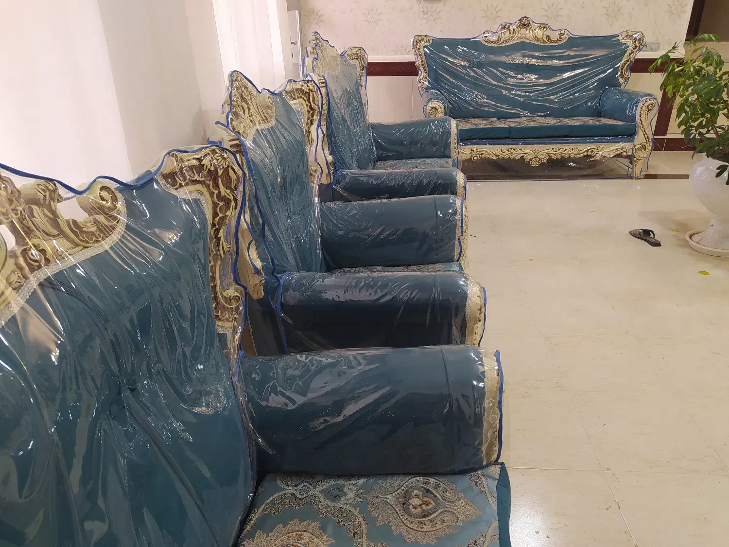 فروش مبل هفت نفره|مبلمان خانگی و میز عسلی|شاهین دژ, |دیوار