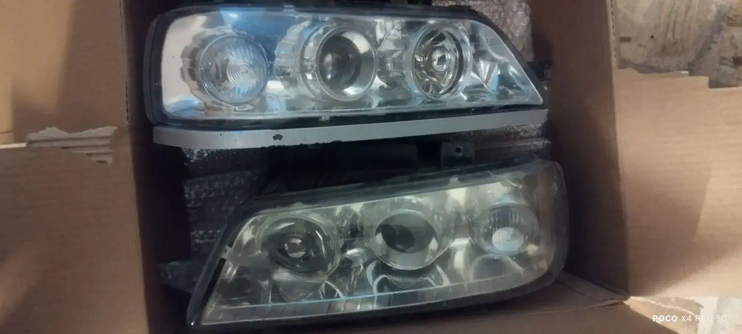 چراغ جلو پژو و کمک چری ویانا|قطعات یدکی و لوازم جانبی|تیران, |دیوار