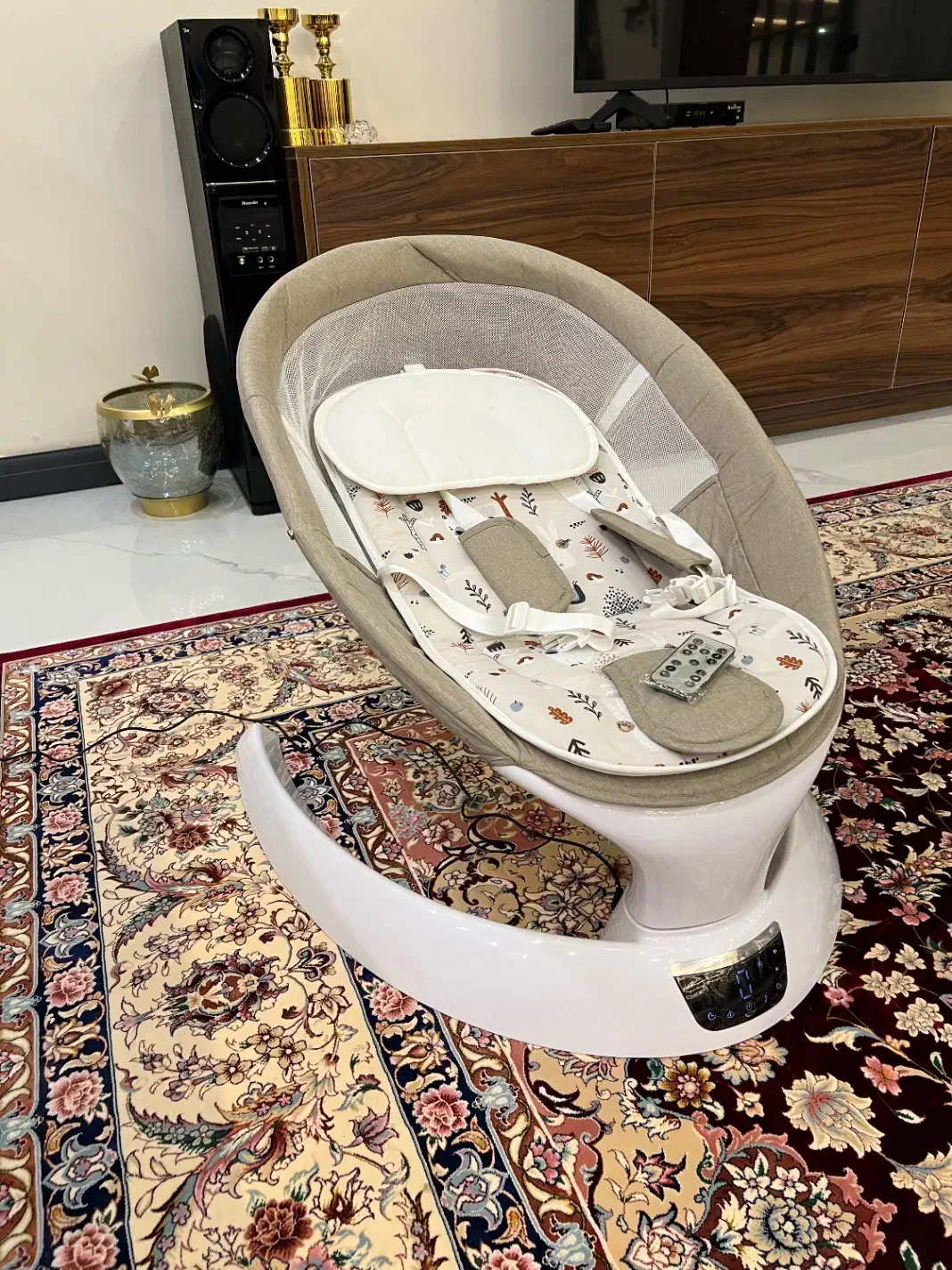 گهواره برقی (نو)|اسباب و اثاث بچه|هشتگرد, سعید آباد|دیوار