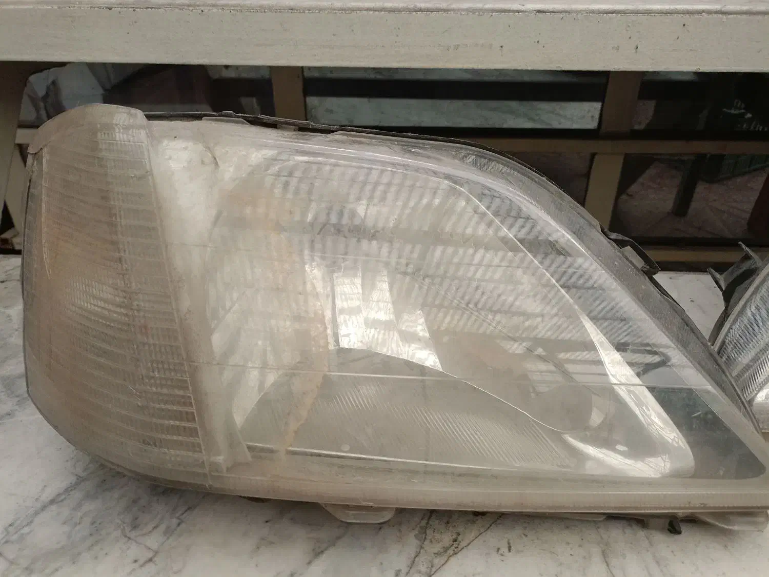 چراغ جلوی ال ۹۰|قطعات یدکی و لوازم جانبی|تهران, شهرآرا|دیوار