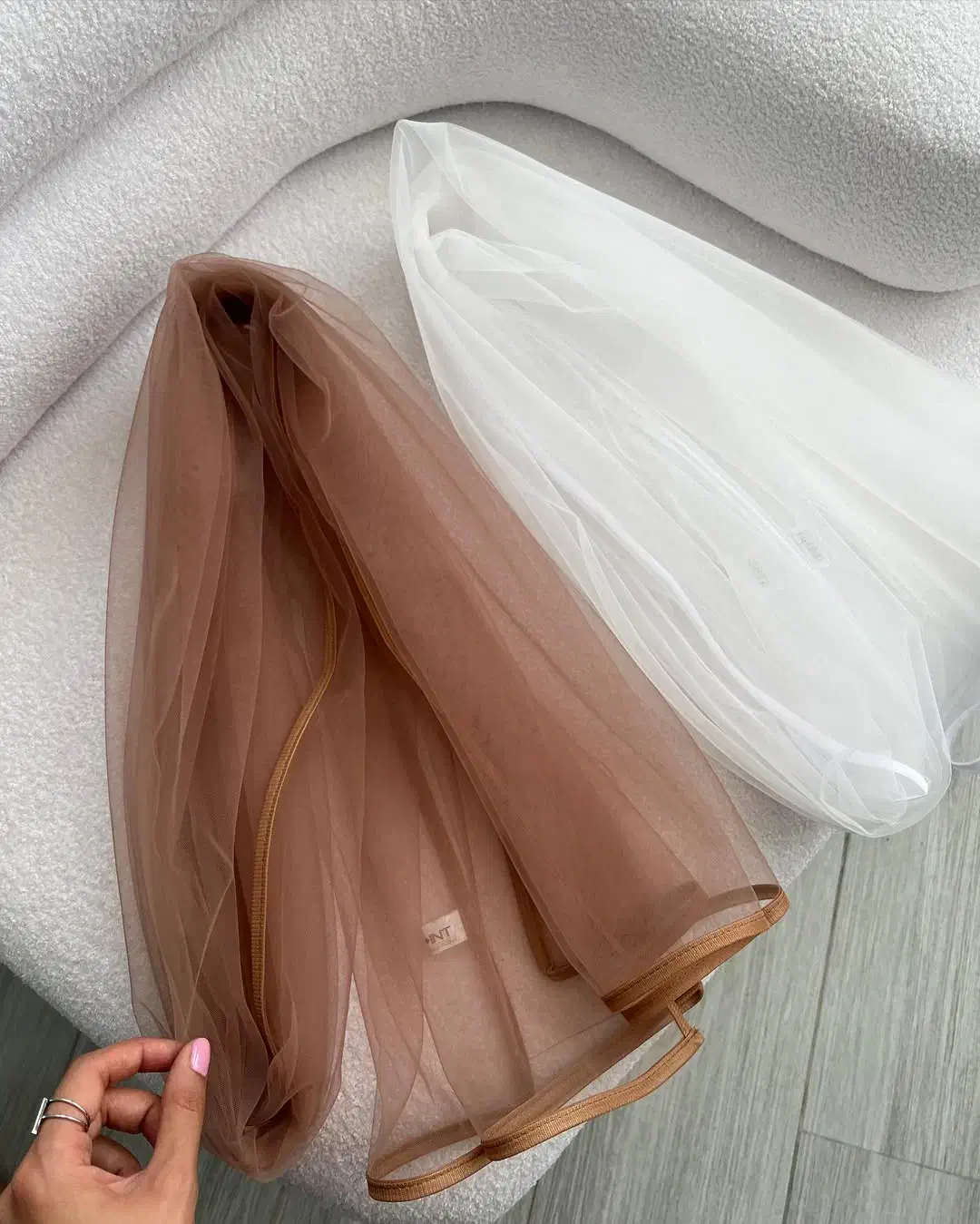 حراج شال و روسری فقط 69 هزارتومن|لباس|ایذه, |دیوار