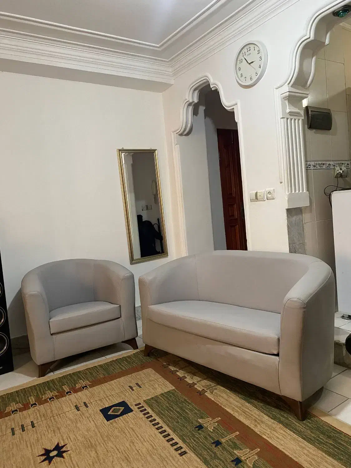 مبل اداری چرم|مبلمان خانگی و میز عسلی|گنبد کاووس, |دیوار