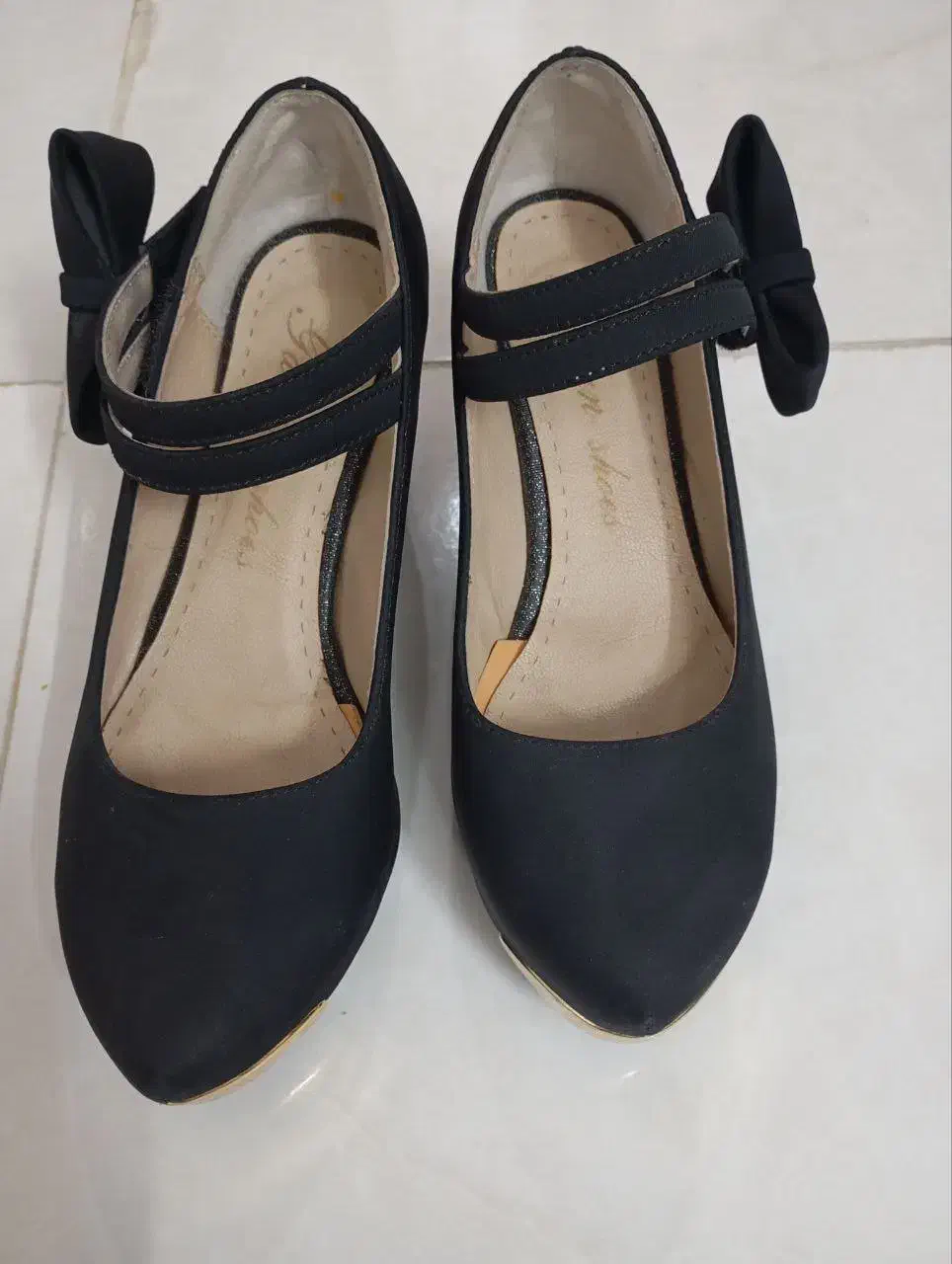 تعدادی کفش سایز۳۸و۳۹|کیف، کفش، کمربند|مشهد, عسگریه|دیوار