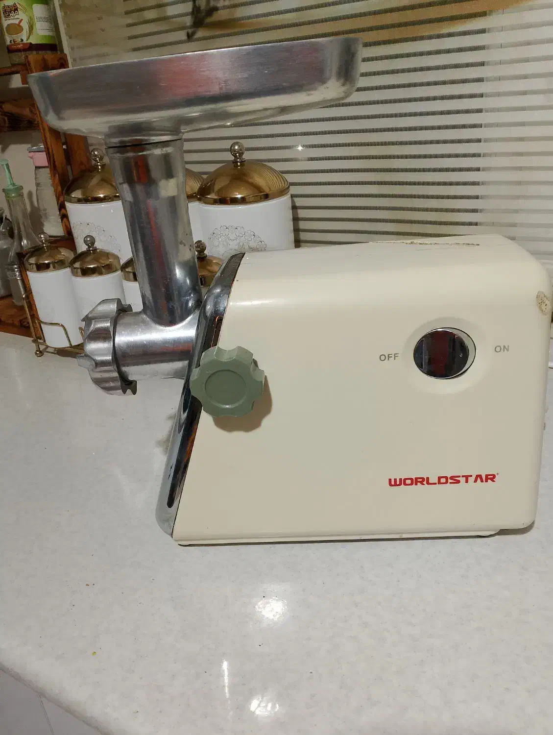 چرخ گوشت قدیمی سالم سفید نقره ای|خردکن، آسیاب، غذاساز|تربت جام, علوی|دیوار