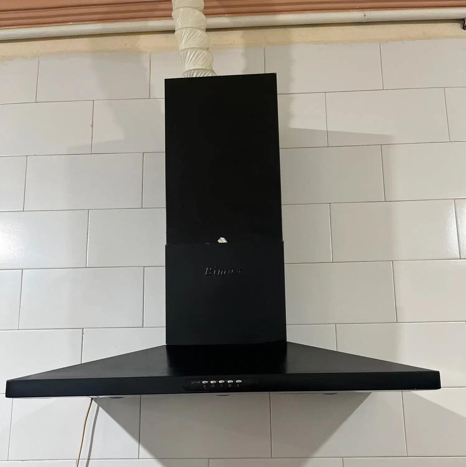 هود در حد نو|هود|جیرفت, |دیوار